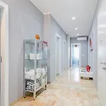 Elegant & Spacious - 30 Min From Venice - King Beds! 公寓 特雷维索