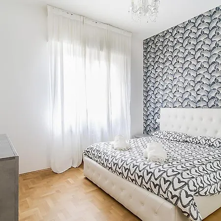 Elegant & Spacious - 30 Min From Venice - King Beds! * Treviso