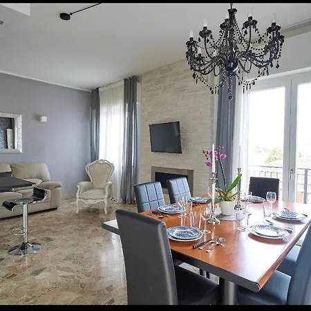 Elegant & Spacious - 30 Min From Venice - King Beds! 特雷维索