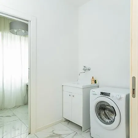 Appartement Elegant & Spacious - 30 Min From Venice - King Beds!