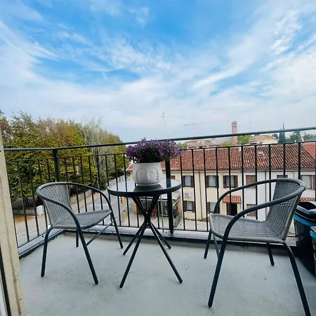 Elegant & Spacious - 30 Min From Venice - King Beds! * Treviso