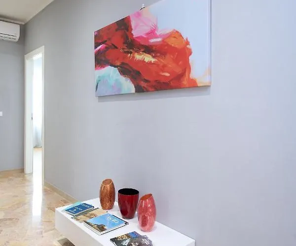 Elegant & Spacious - 30 Min From Venice - King Beds! アパート トレヴィーゾ